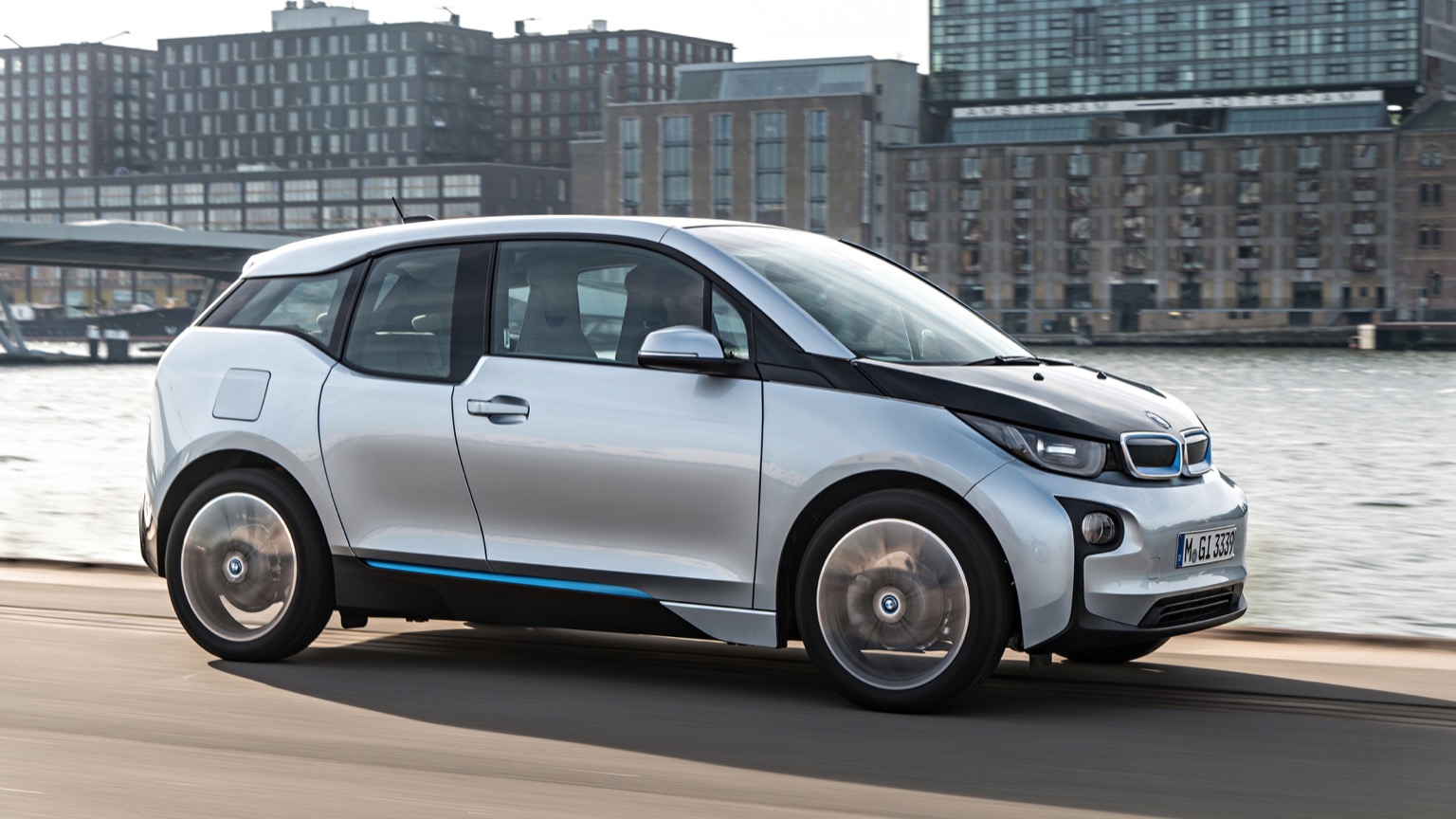 BMW i3